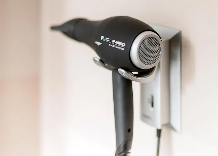 Отель Nh Collection Fori Imperiali 5*