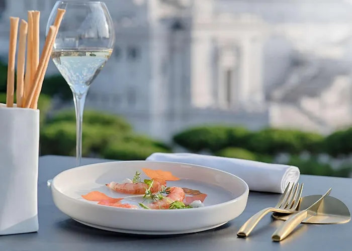 Отель Nh Collection Fori Imperiali Рим