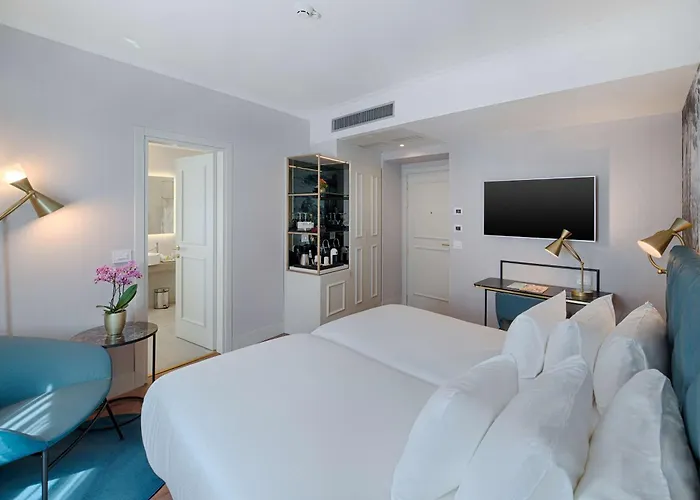 Nh Collection Fori Imperiali Отель