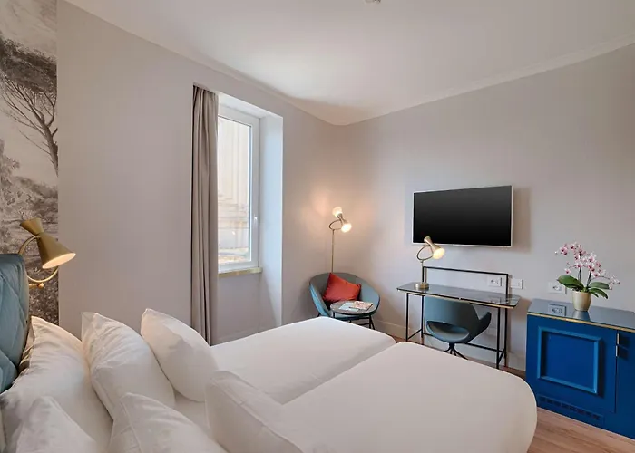 Отель Nh Collection Fori Imperiali